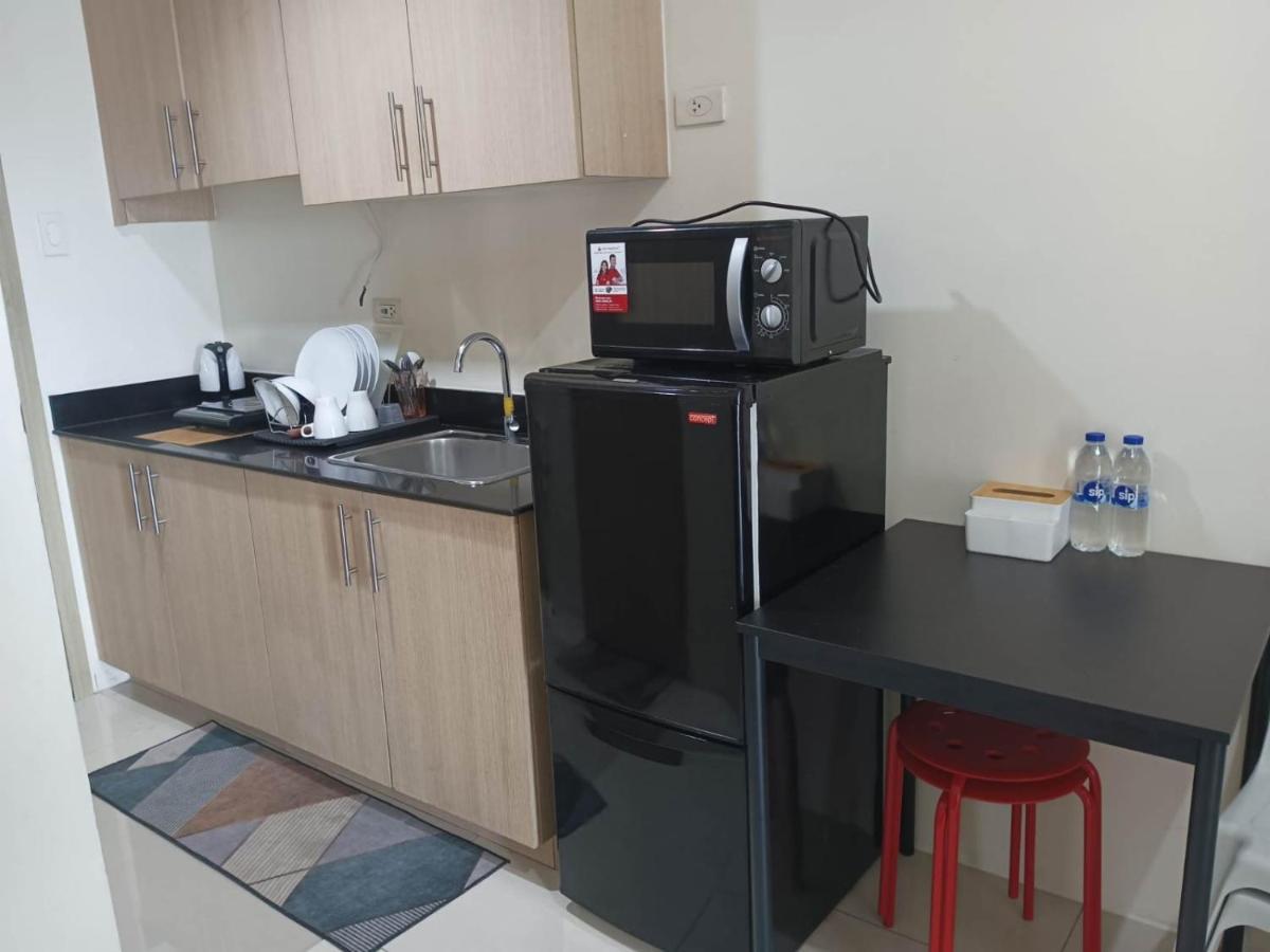Breeze Residences - 1Br Unit With Balcony -Top Floor Манила Экстерьер фото