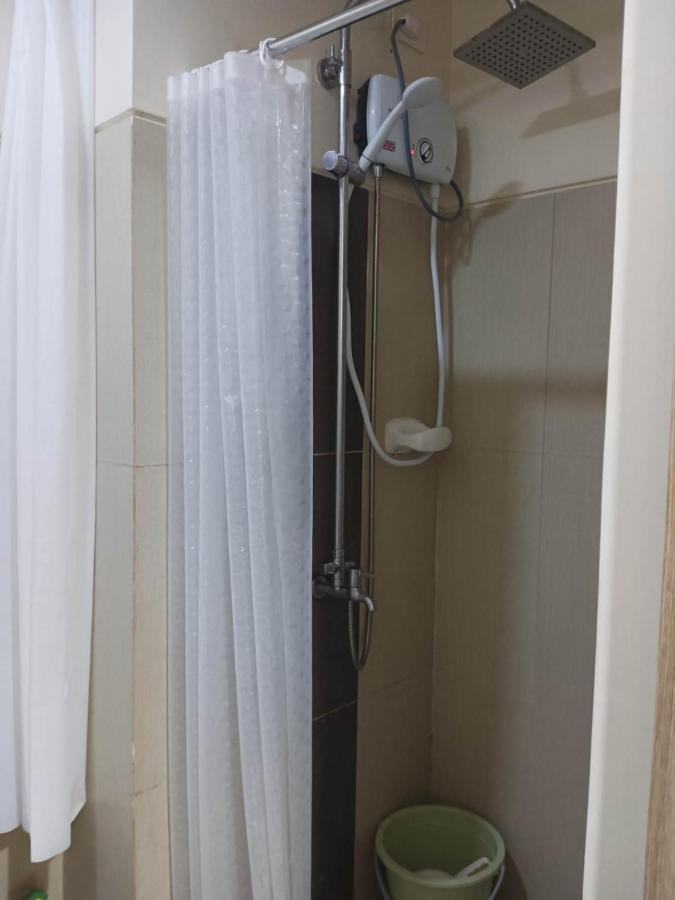 Breeze Residences - 1Br Unit With Balcony -Top Floor Манила Экстерьер фото