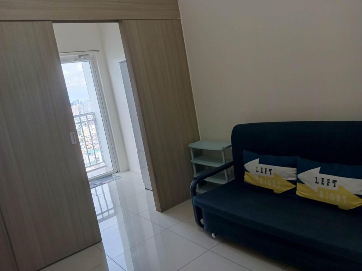 Breeze Residences - 1Br Unit With Balcony -Top Floor Манила Экстерьер фото
