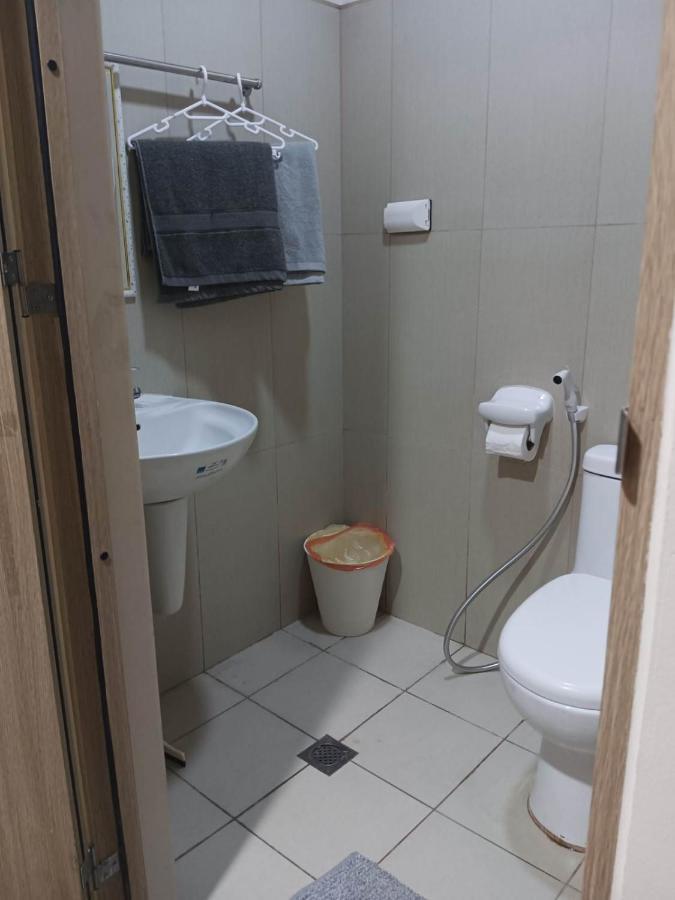 Breeze Residences - 1Br Unit With Balcony -Top Floor Манила Экстерьер фото